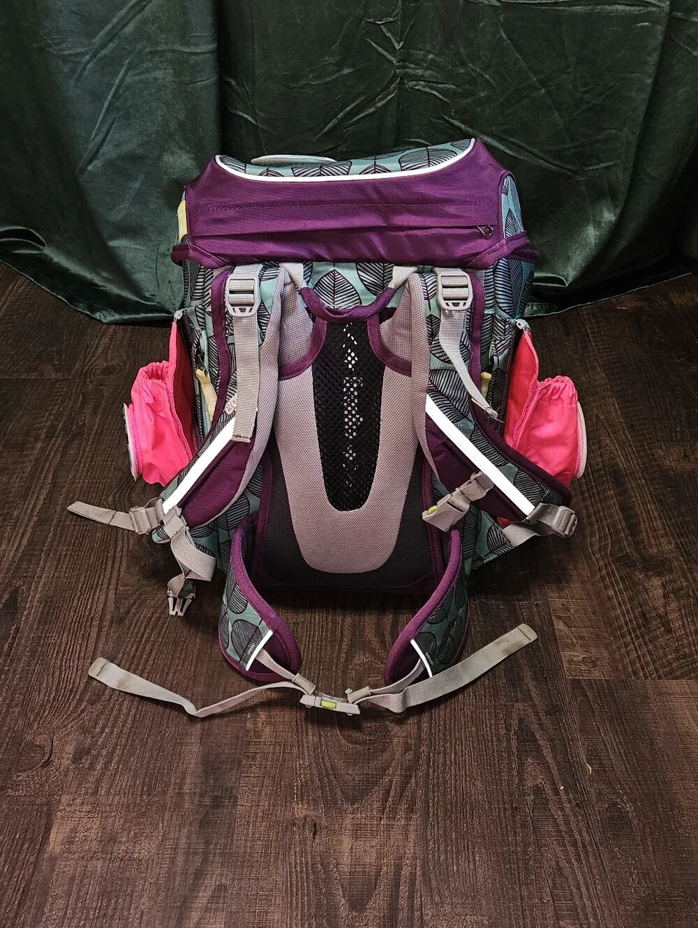 Ergobag Prime Rucksack Backpack Wonbearland With Matching Drawstring Bag